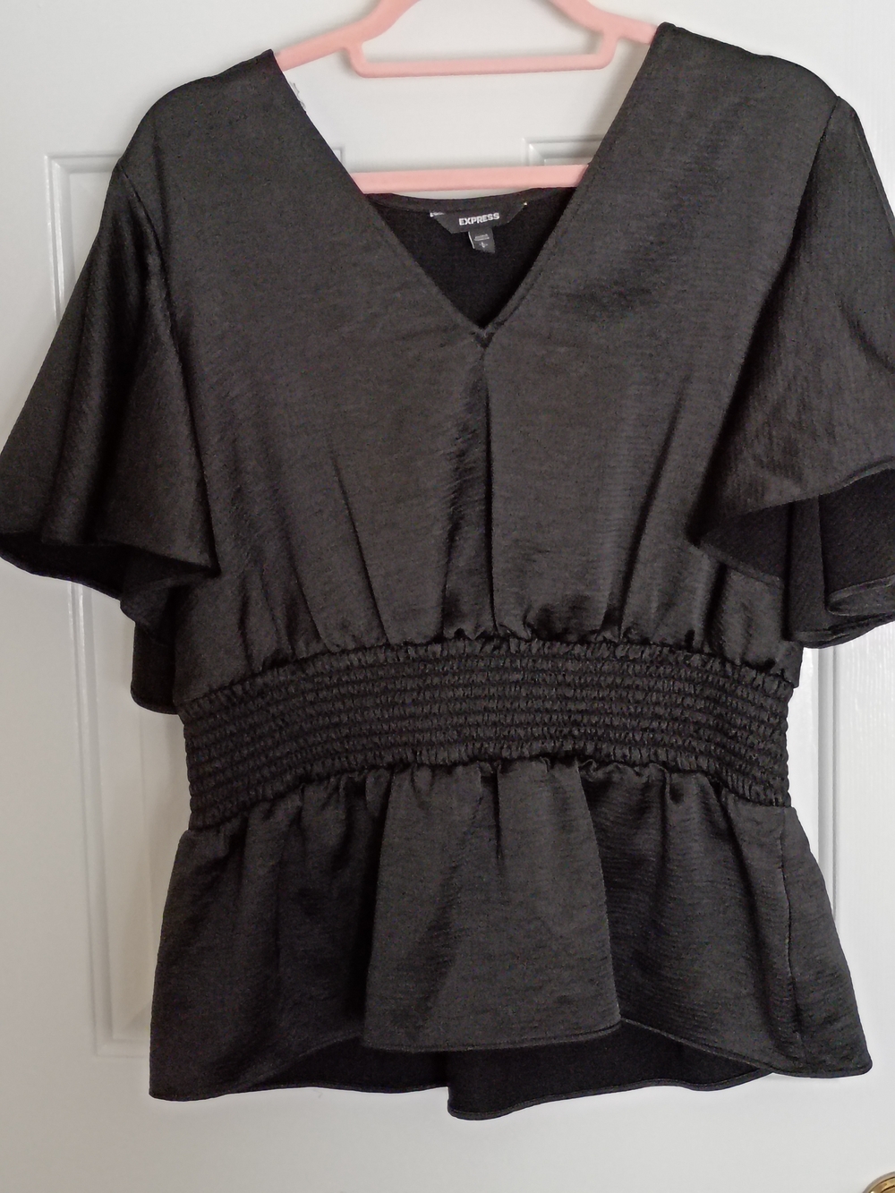 Express Black V-Neck Smocked Waist Flutter Sleeve Top Size Large